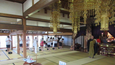 R8_zazen5